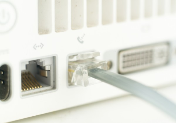 WiMAXを有線接続する方法を紹介！有線で安定したネット利用を実現
